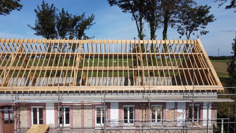 CHANGEMENT DE CHARPENTE BOIS SUR MESURE SECTEUR PROCHE DE VAMONT EN SEINE-MARITIME 76