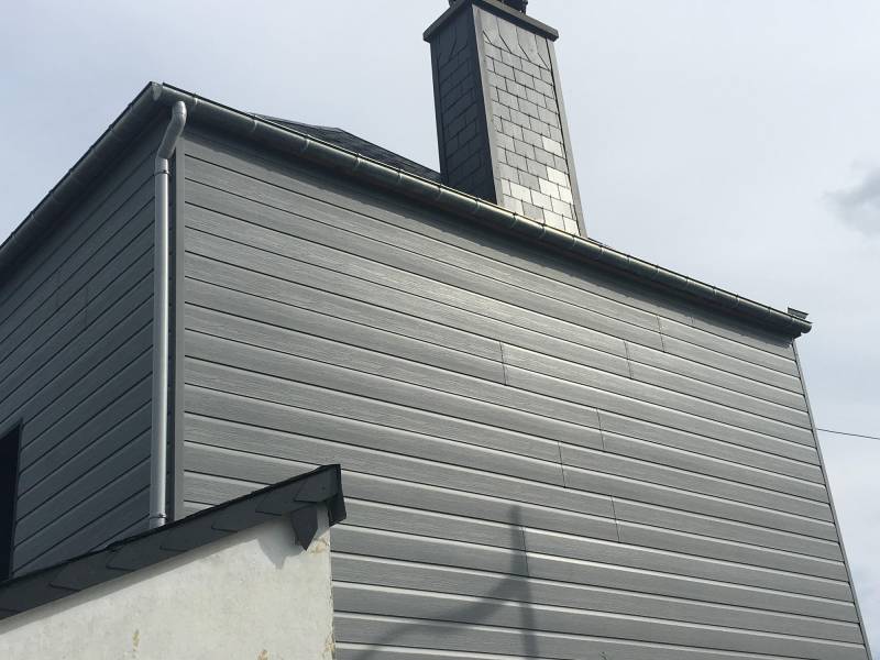 Isolation par l'extérieur avec la pose de clin